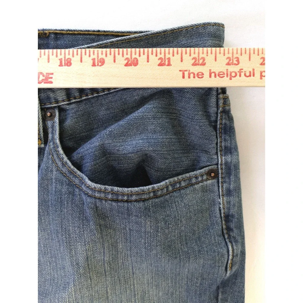 Levis levi 559